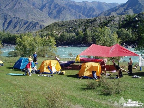 Tent camp by the Pskem river