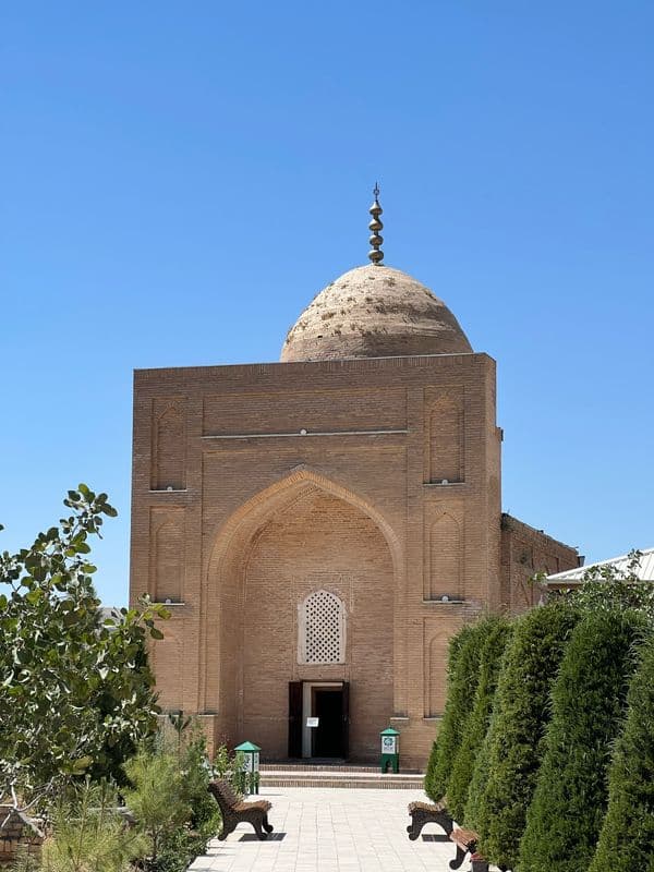 Langar-Ota mausoleum, Kashkadarya